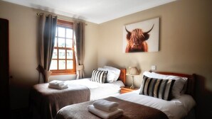 Unclassified image, 2 of 10, button - Cherrybank Inn (Perth)