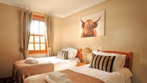 Unclassified image, 3 of 10, button - Cherrybank Inn (Perth)