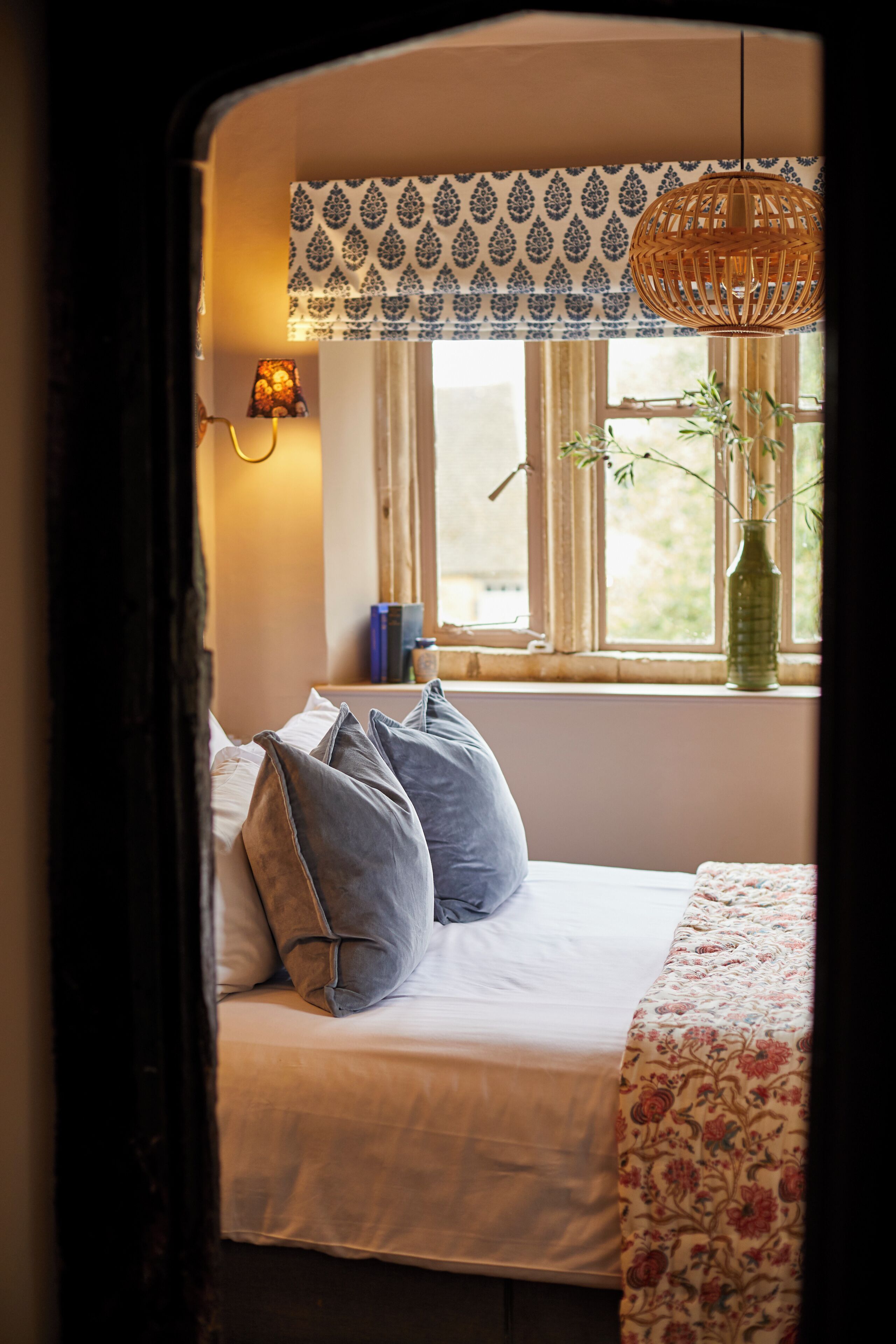 Basic Double Room | Desk, iron/ironing board, WiFi (free), bed sheets