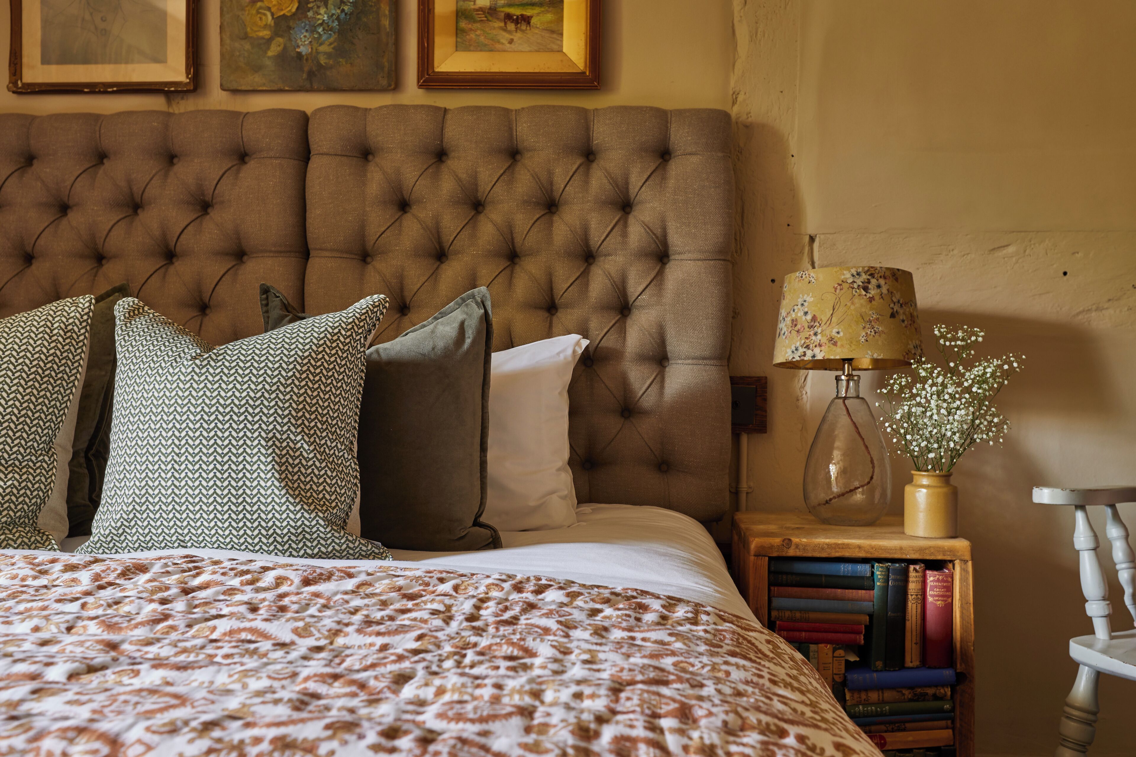 Superior Double Room | Desk, iron/ironing board, WiFi (free), bed sheets