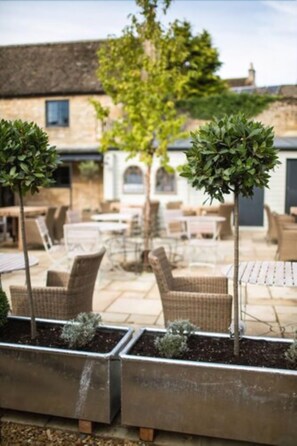 Terrace/patio - The Porch House (Cheltenham)