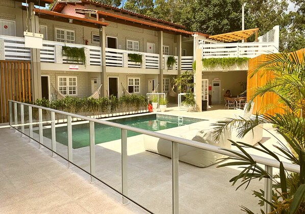 Alberca al aire libre 