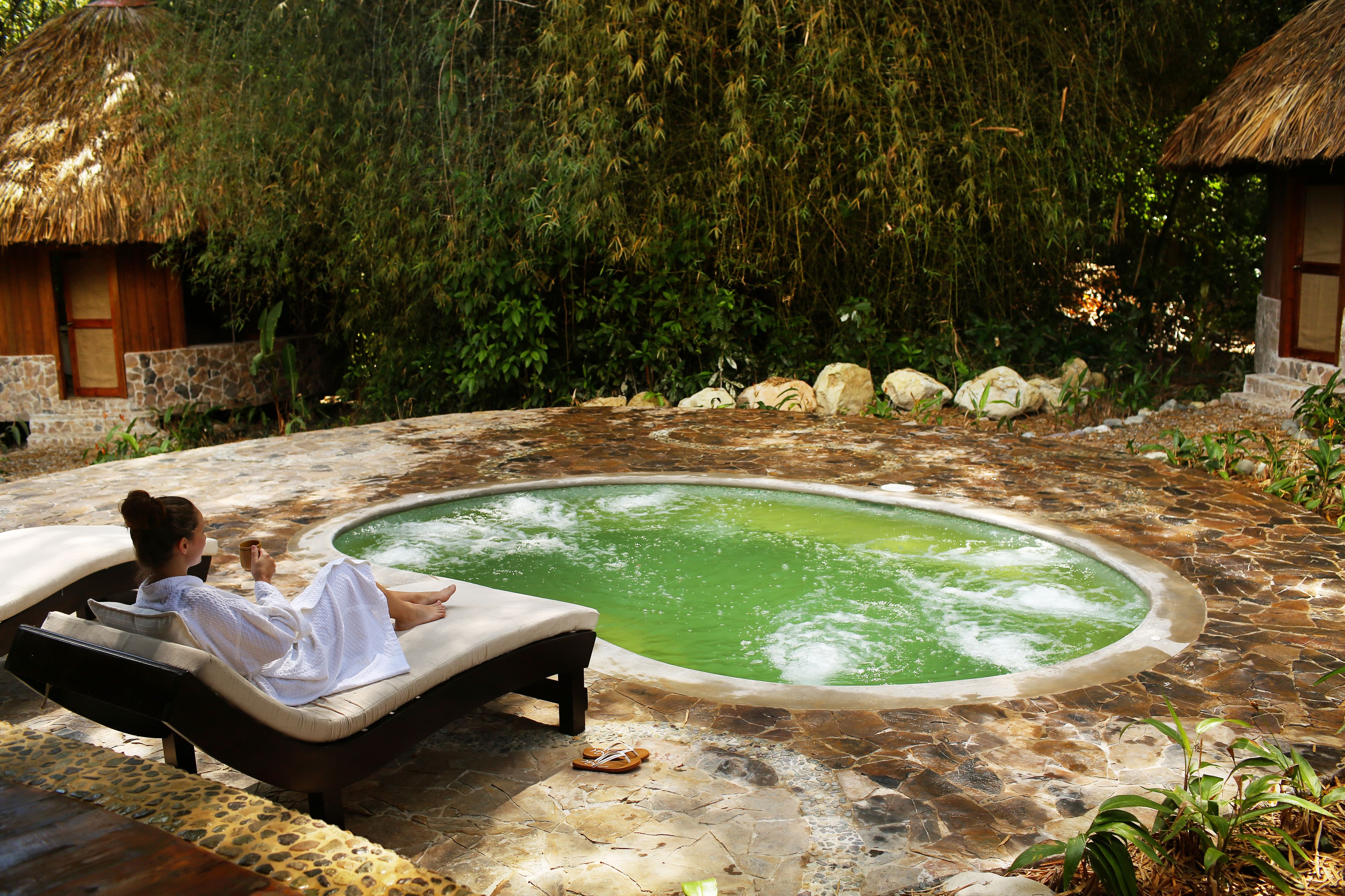 Outdoor spa tub