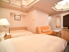 Desk, free WiFi, bed sheets