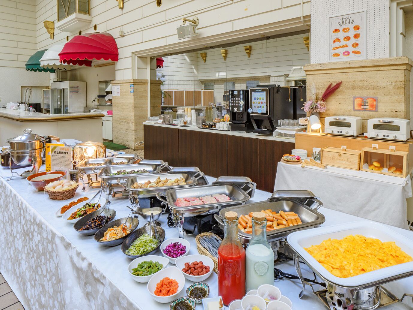 Daily buffet breakfast for a fee