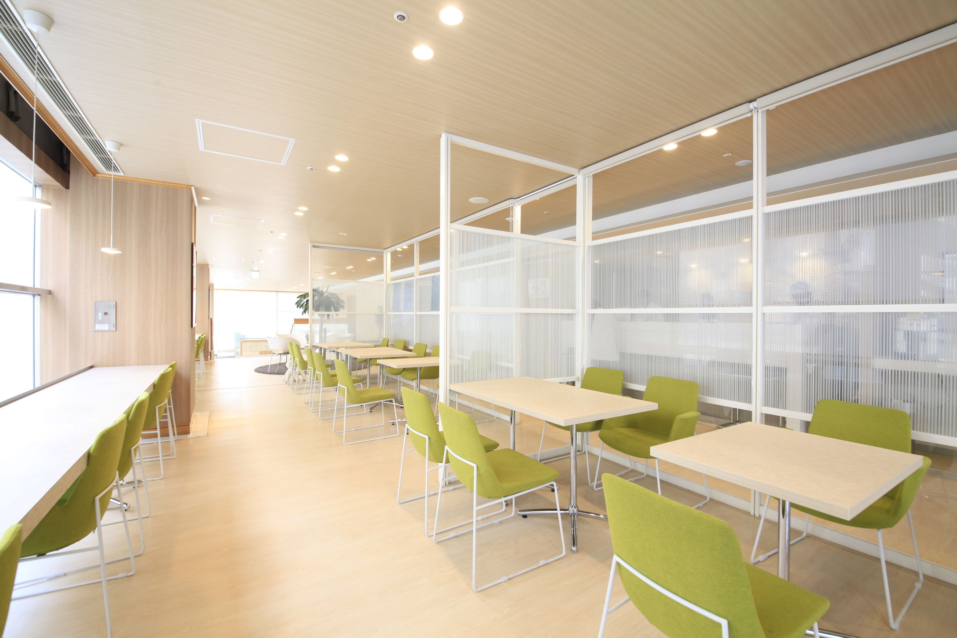 Desayuno buffet (JPY 1400 por persona) 