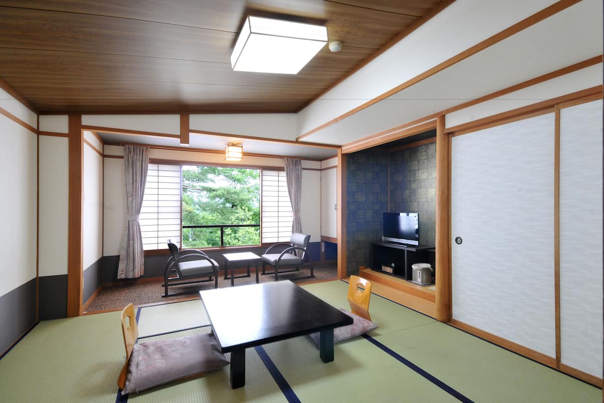 japanese room 8 tatami mat room (shared bath), non smoking | 1 bedroom, in-room safe, free wifi, bed sheets