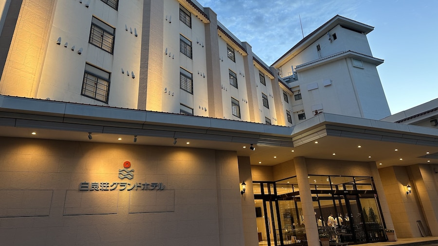 Shiraraso Grand Hotel