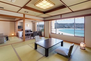 Daunenbettdecken, Zimmersafe, Verdunkelungsvorhänge, kostenloses WLAN