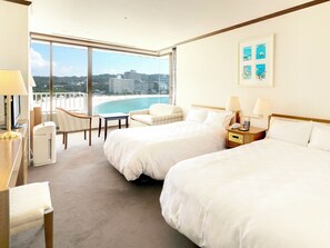 Twin Room with Ocean View - Non-Smoking | Down comforters, in-room safe, blackout drapes, free WiFi