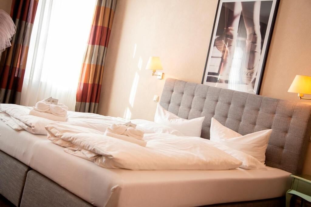 premium bedding, pillow-top beds, individually decorated