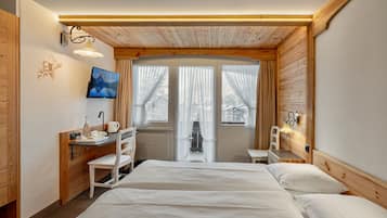 Habitación doble estándar, 1 cama Queen size, vista a la montaña | Ropa de cama de alta calidad y camas con pillow-top