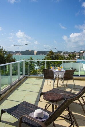 Master Luxo  | Balcony view