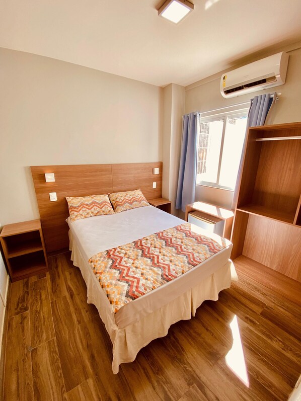 Economico Superior, acesso escada