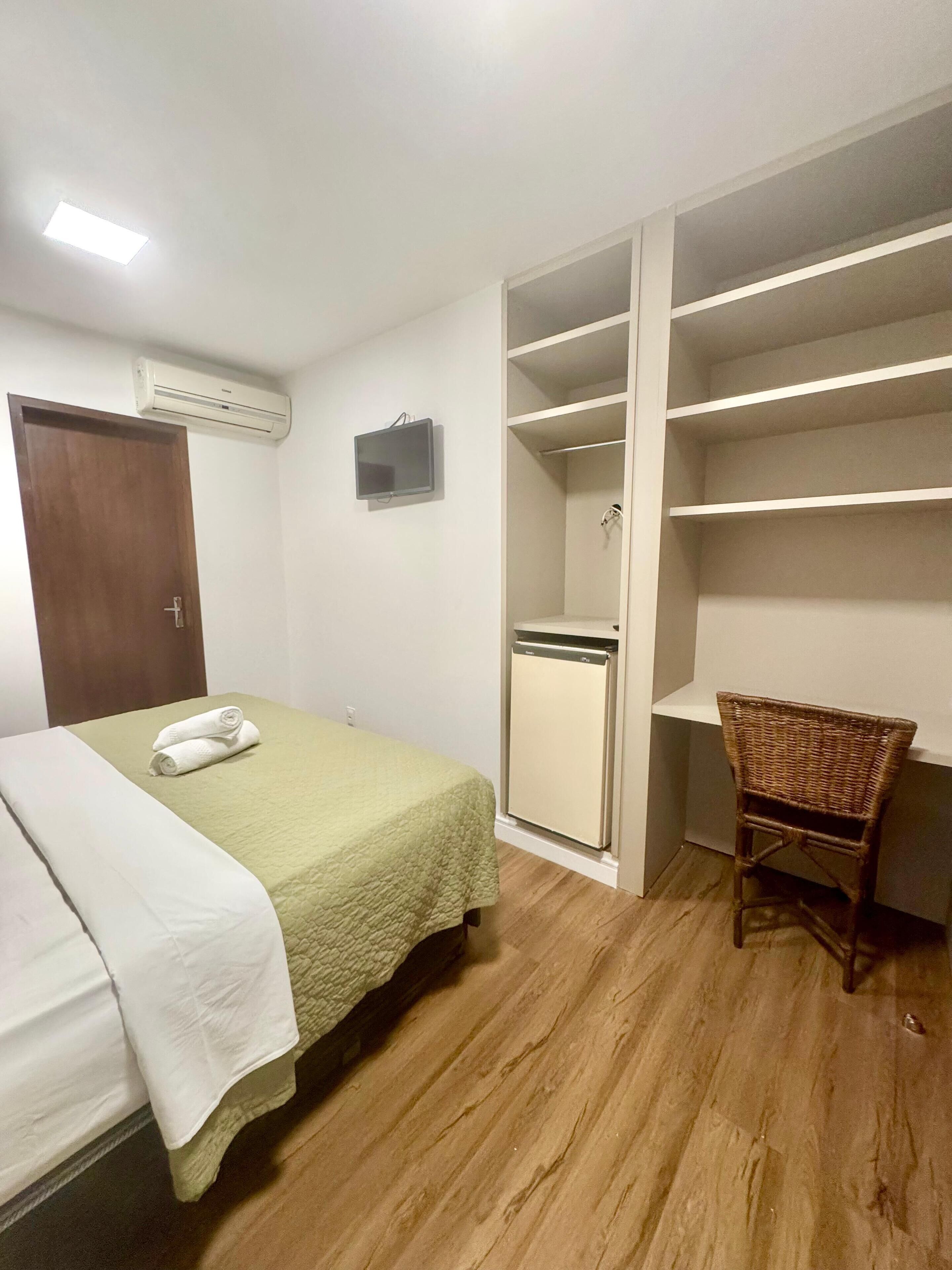 Wifi gratis y ropa de cama 