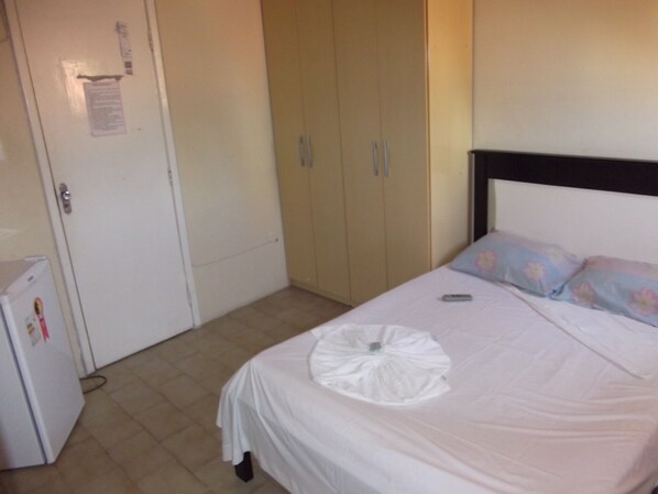 迷你吧、免费 WiFi