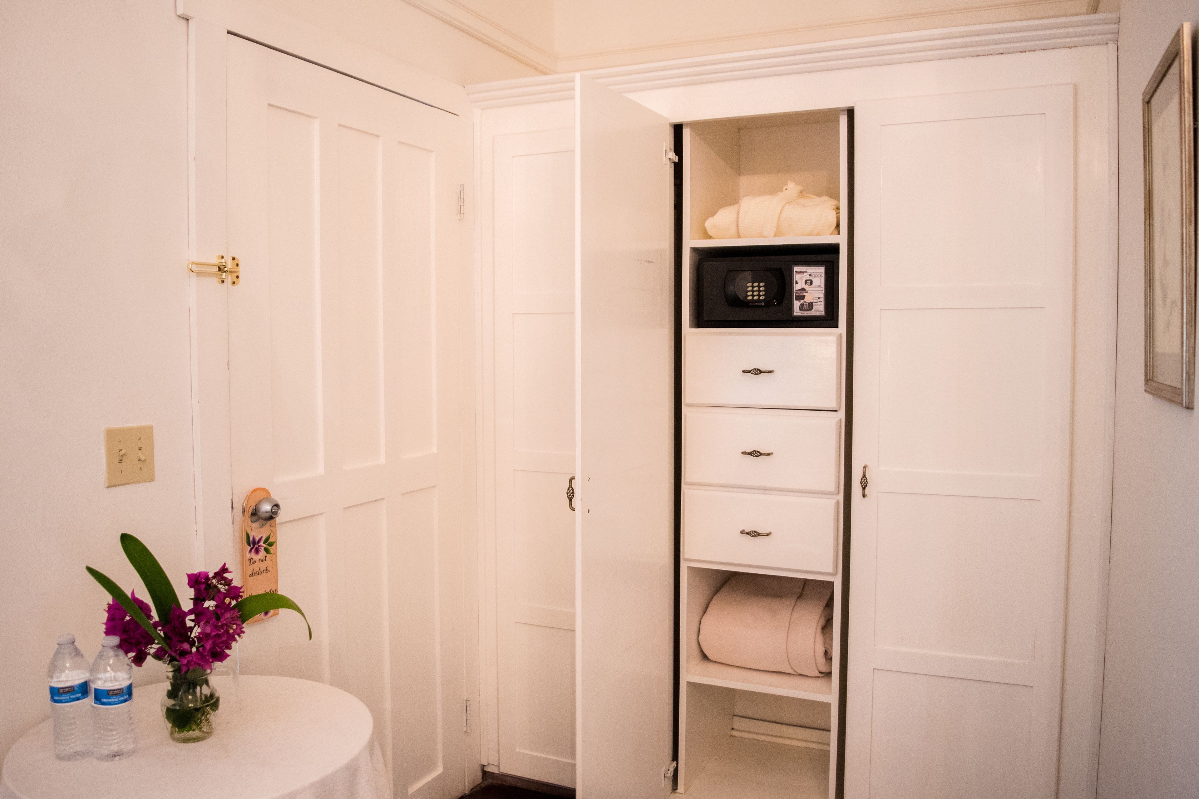 deluxe room - double | 1 bedroom, premium bedding, down duvets, select comfort beds