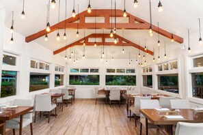 Con vistas al jardín 