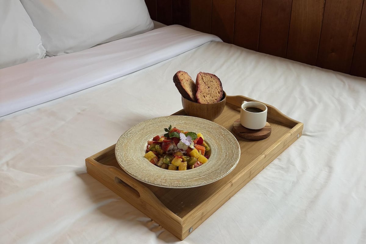 1 Schlafzimmer, hochwertige Bettwaren, Daunenbettdecken