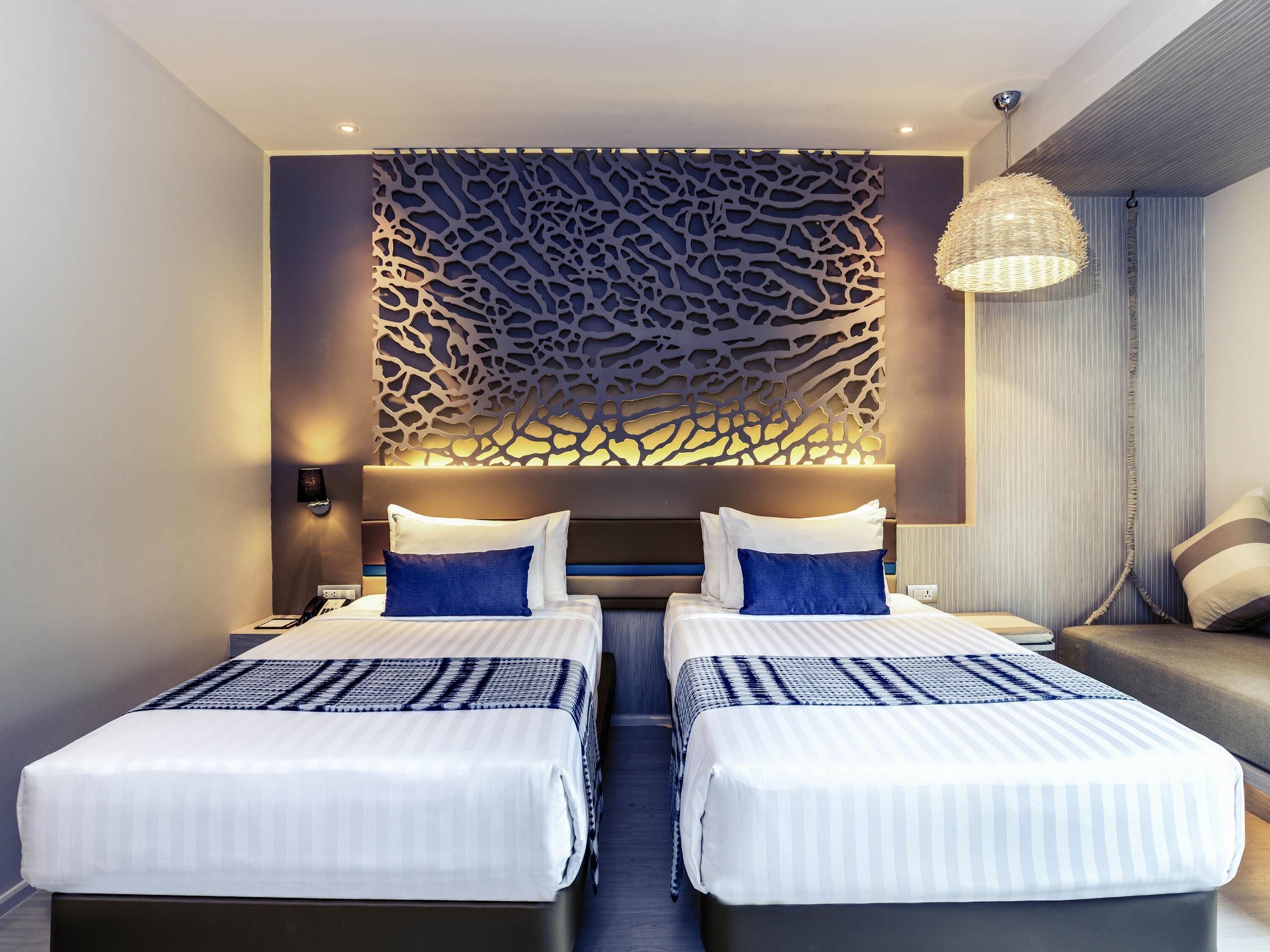 Standard Room, 2 Single Beds | In-room safe, individually furnished, desk, rollaway beds