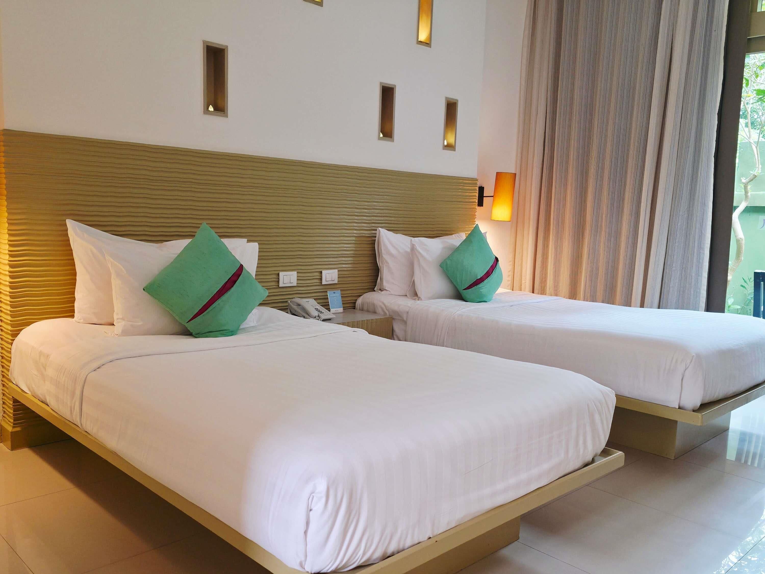 Rom – superior, 2 enkeltsenger | Safe på rommet, individuelt innredet og skrivebord