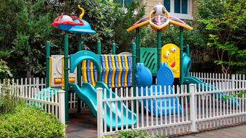 Children's play area - outdoor