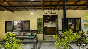 Fachada da propriedade