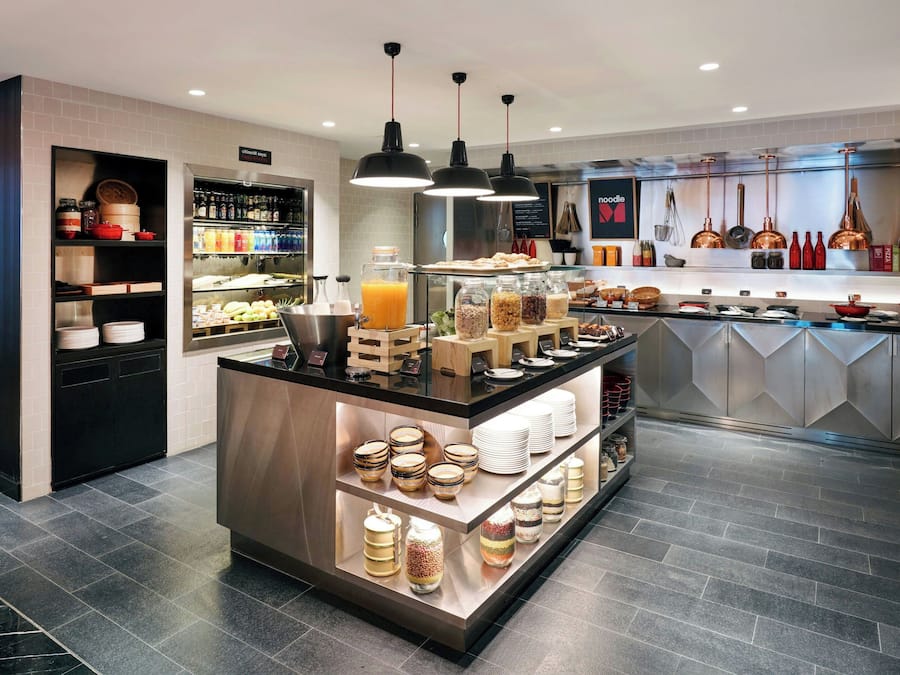 Petit déjeuner buffet (55 MYR par personne)