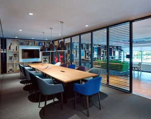 Meeting facility