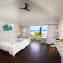 1 bedroom, free minibar, in-room safe, desk
