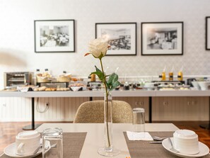 Breakfast area - Hotel Porto Mar (Matosinhos)