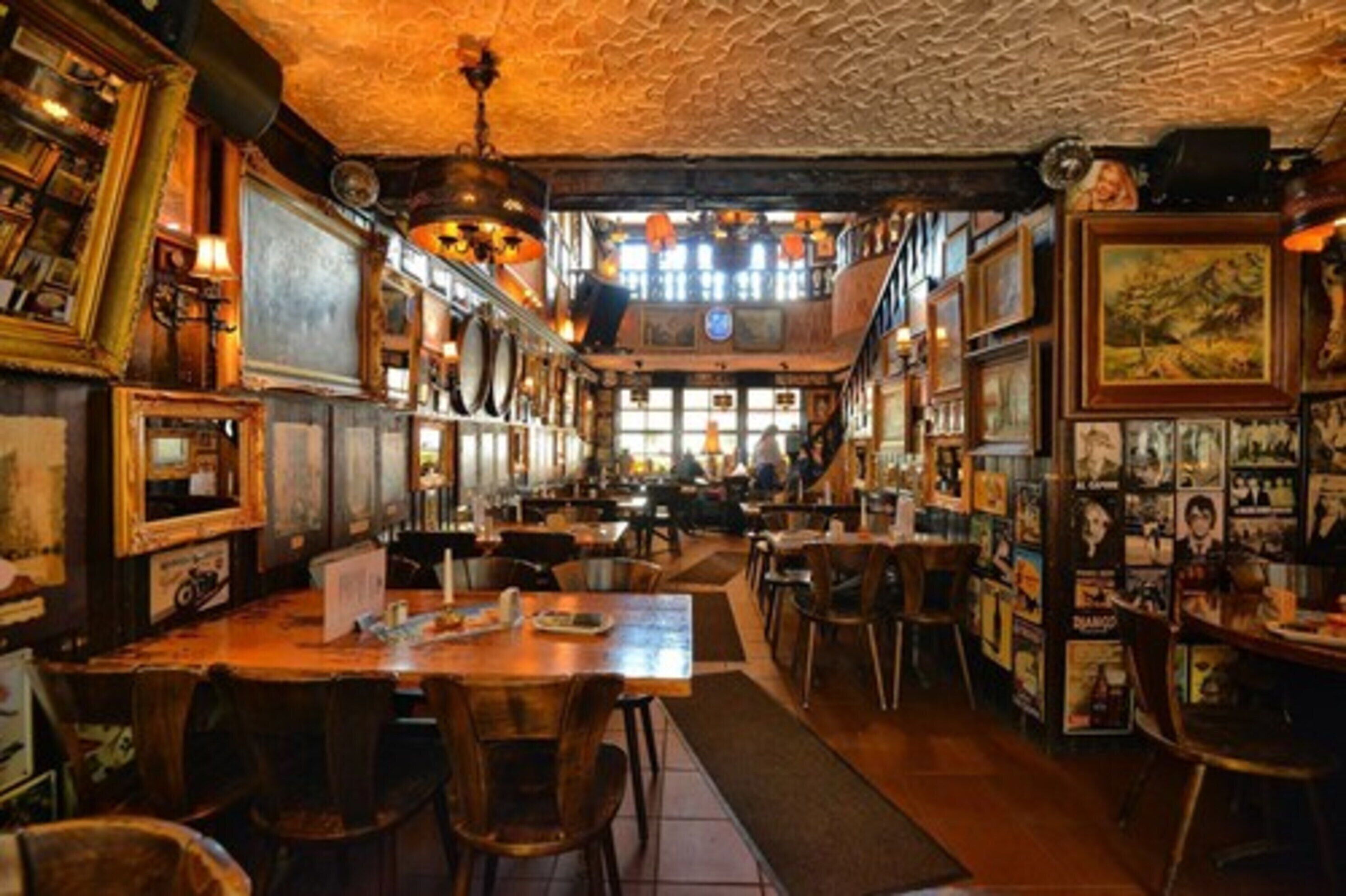 Foto - Hotel und Restaurant Löwenbräu Köln