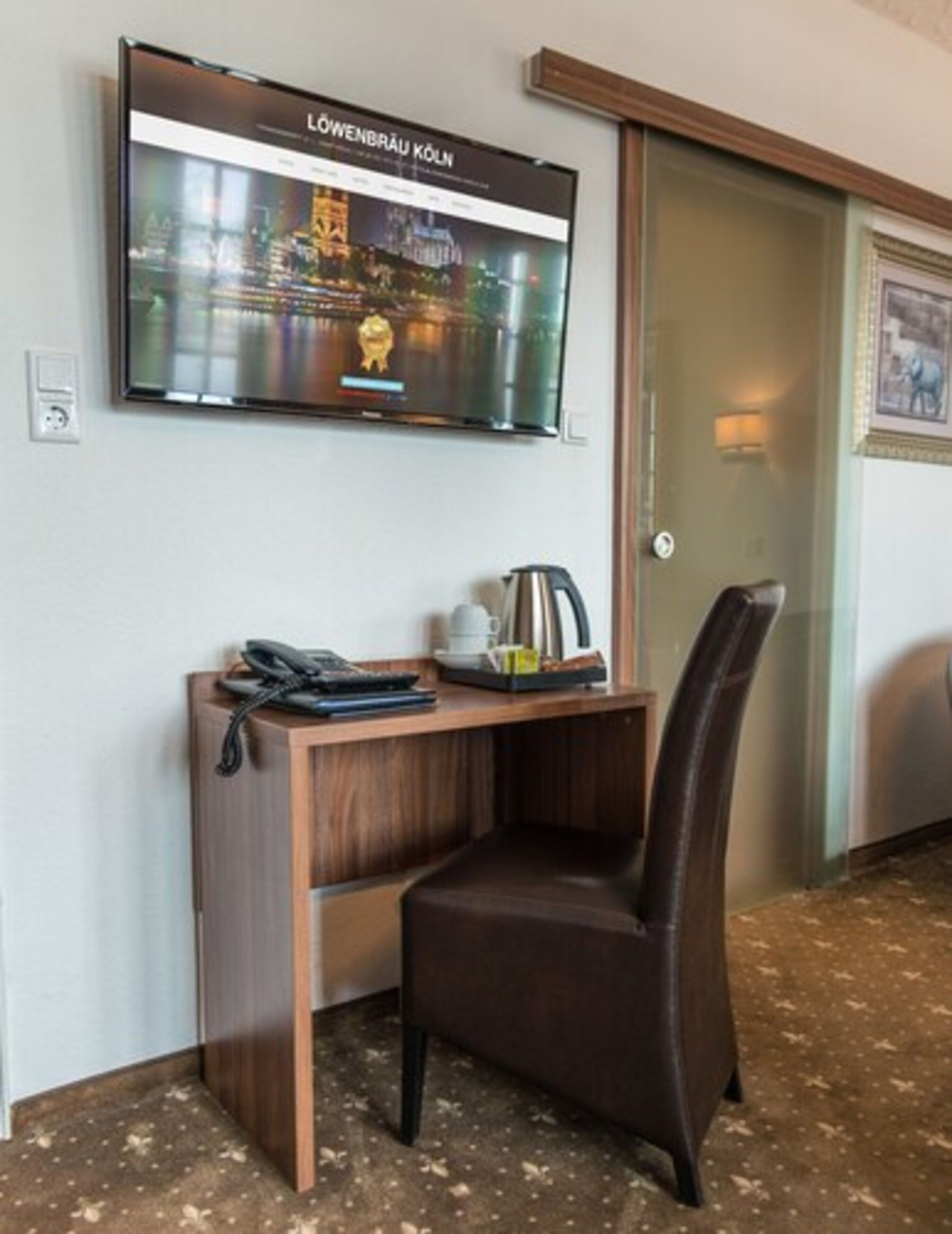 Foto - Hotel und Restaurant Löwenbräu Köln