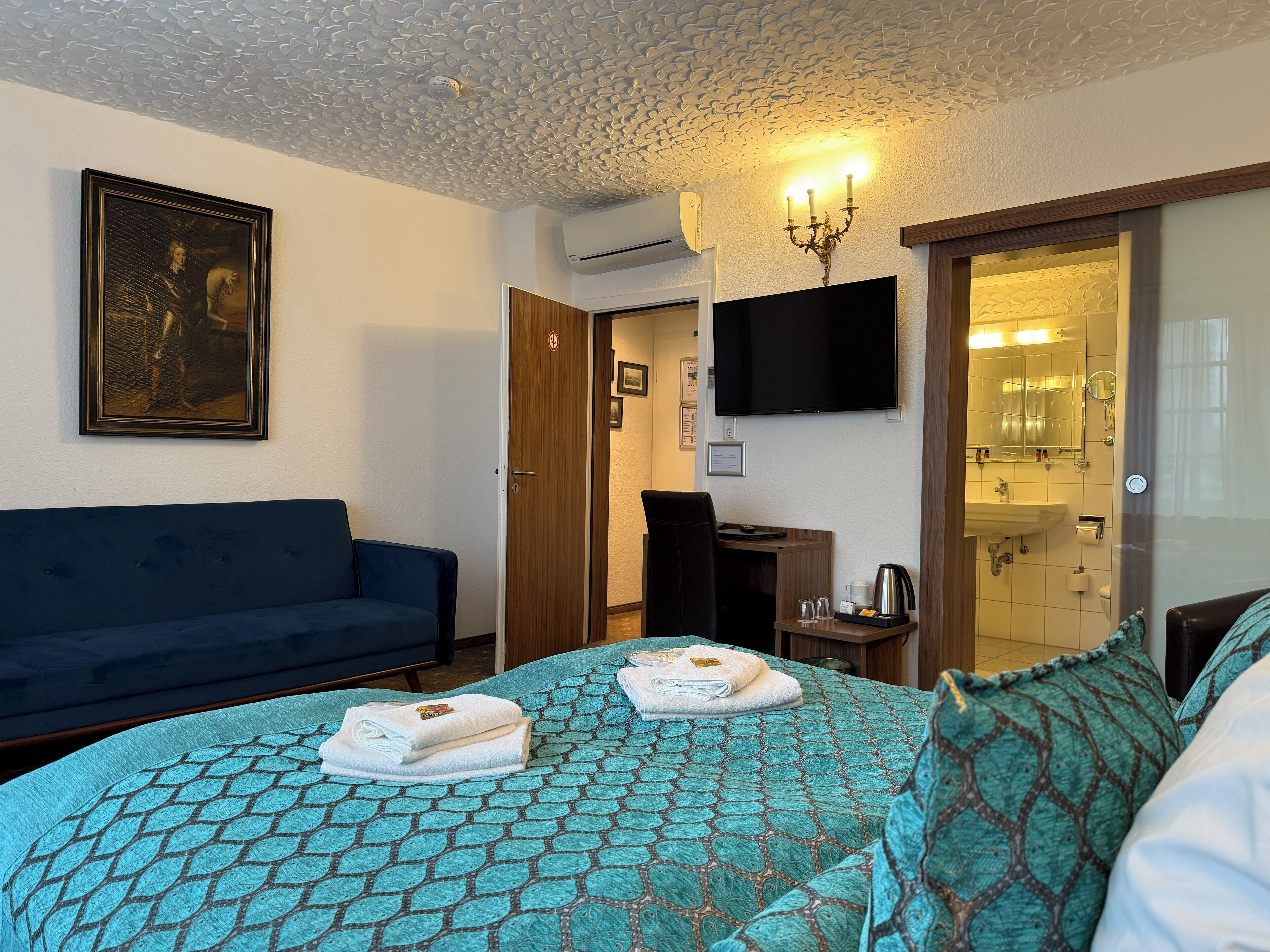 Foto - Hotel und Restaurant Löwenbräu Köln