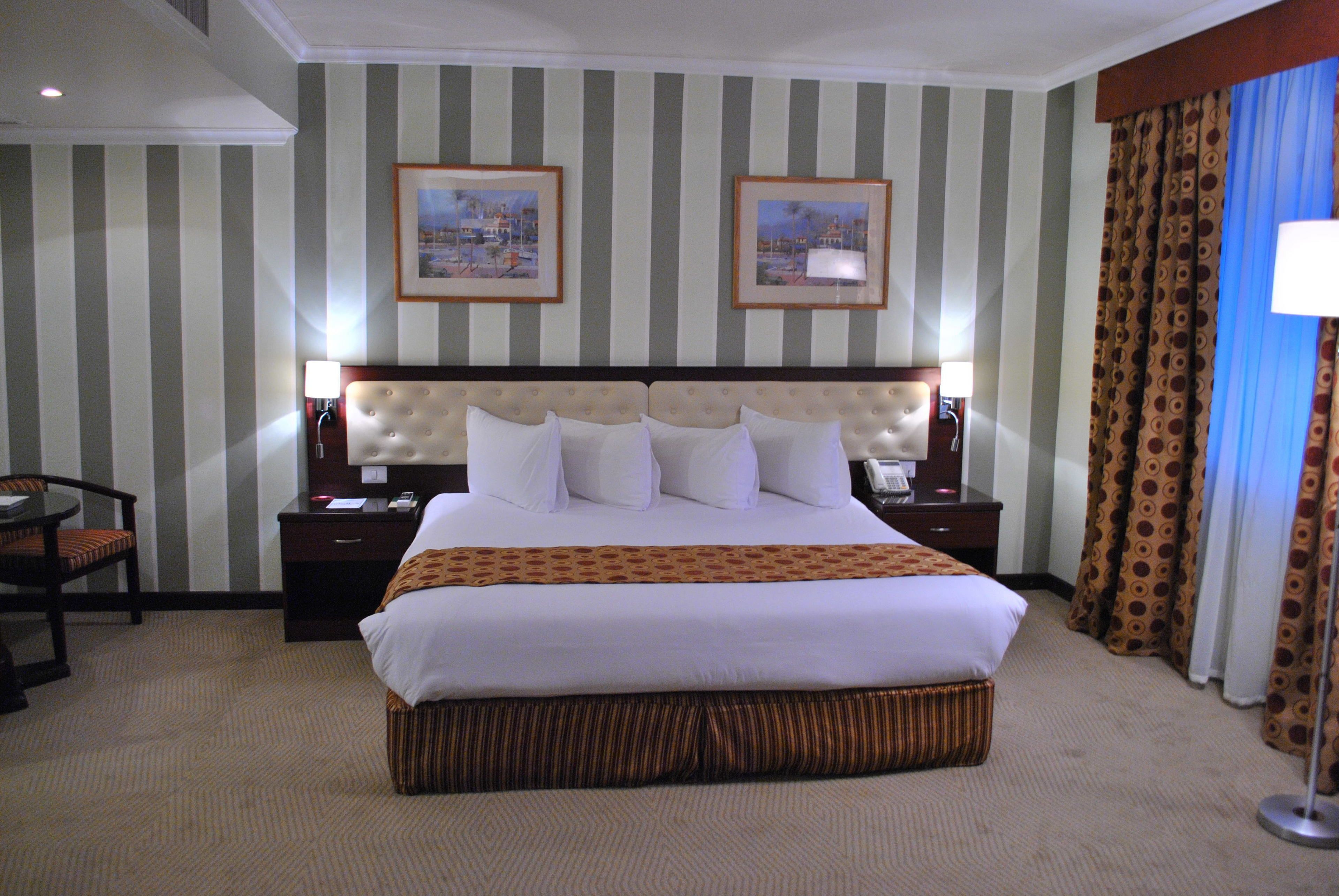 pillow-top beds, minibar, in-room safe, desk