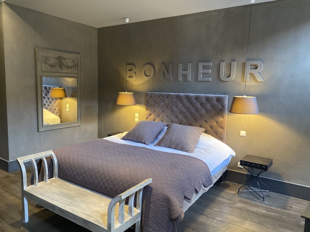 Hôtel de la Tour by null