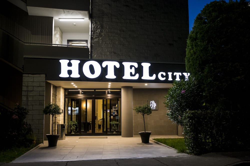 Hotel City