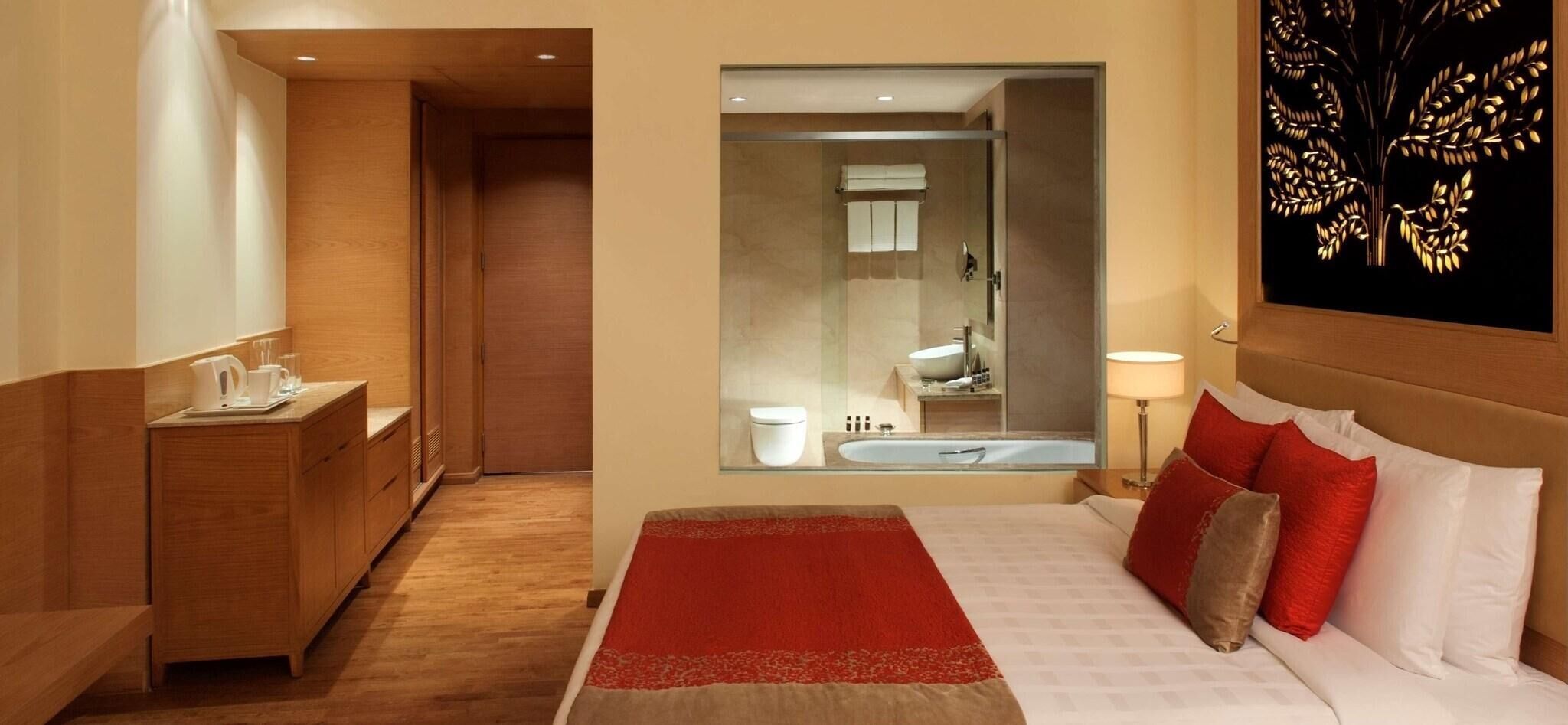 Premium bedding, minibar, in-room safe, desk