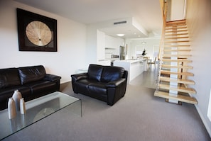 Living area - Charlestown Executive Apartments (Charlestown)