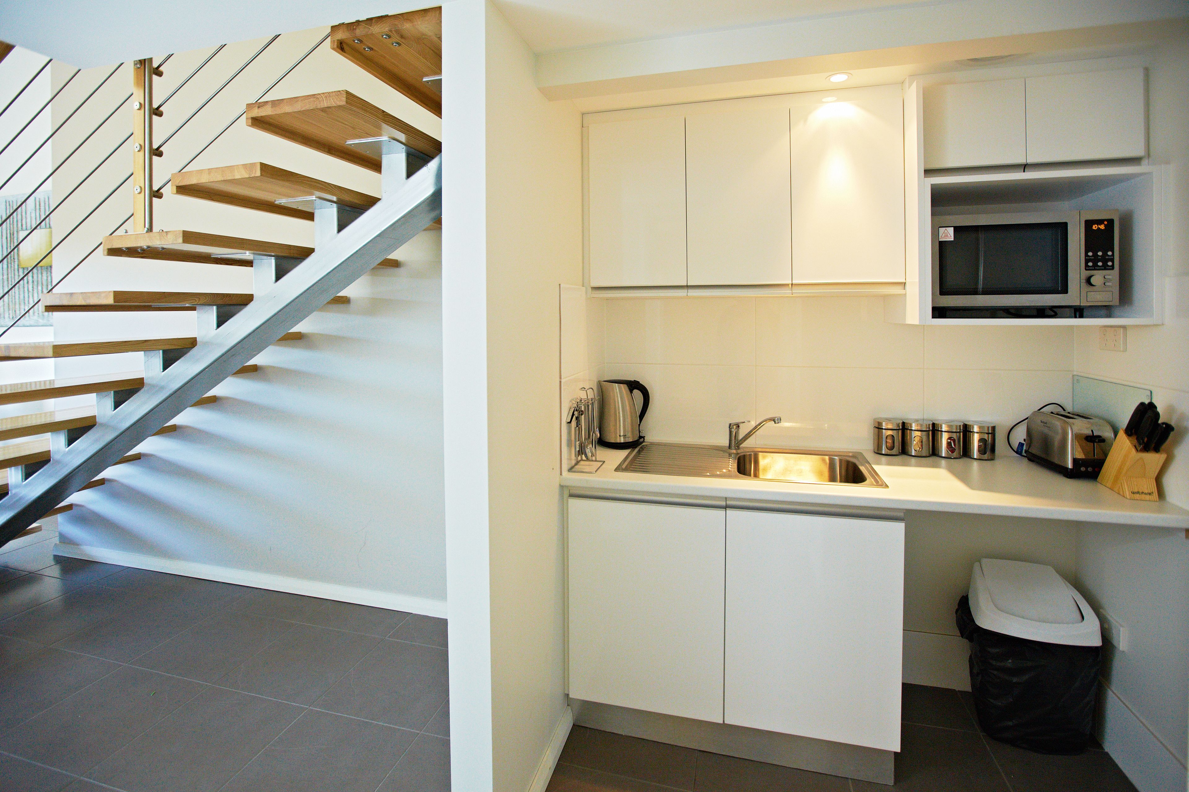 loft | private kitchenette
