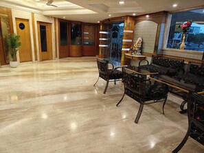 Sala de estar en el lobby