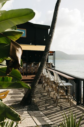 Exterior - The Waves at Cane Bay (Kingshill)