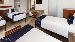 Unclassified image, 3 of 40, button - Hotel del Paseo (Puebla)
