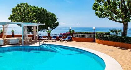 Villa Poseidon Boutique Hotel & Events
