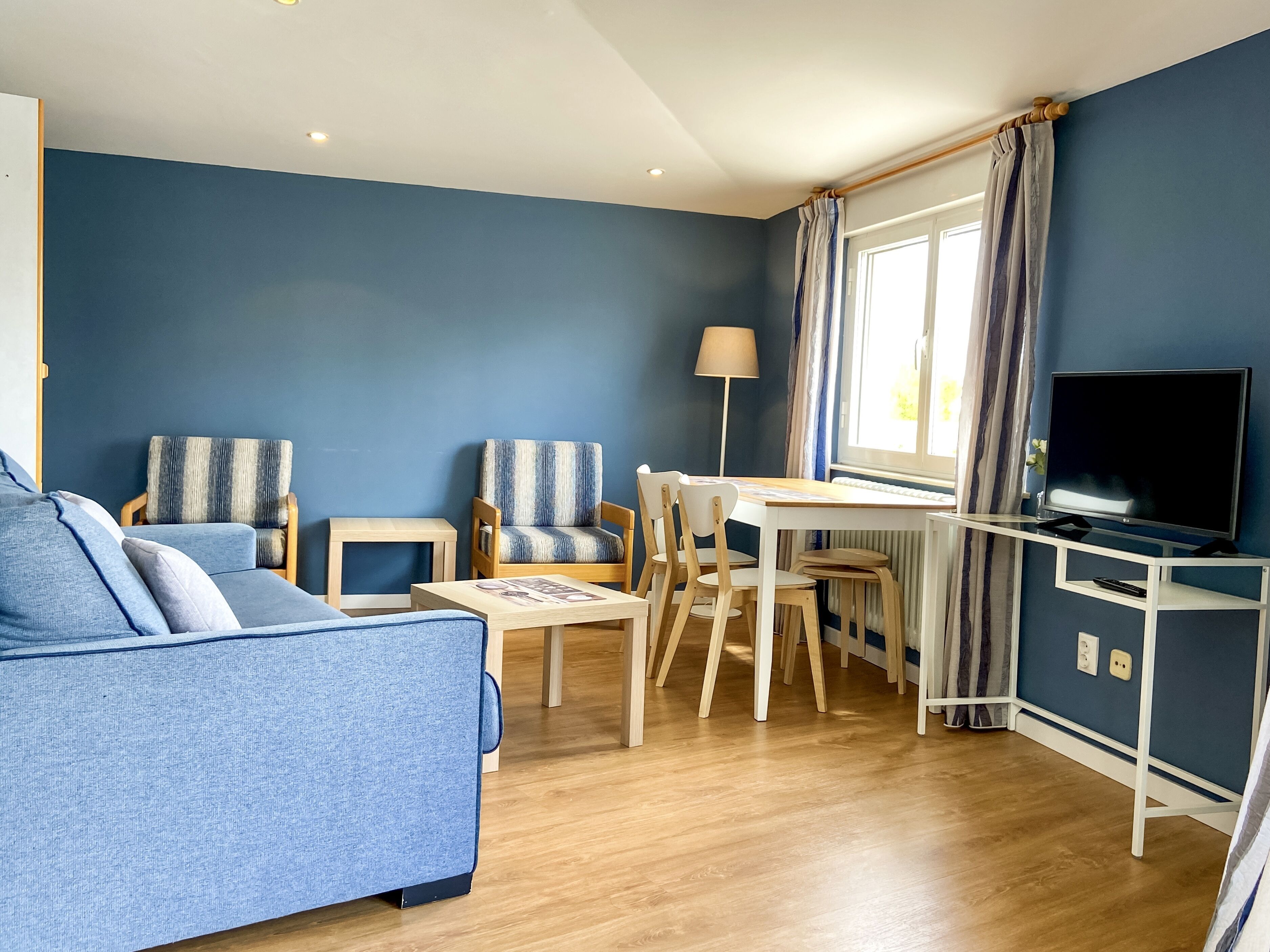 Studio, terras | Woonkamer | Ledtelevisie