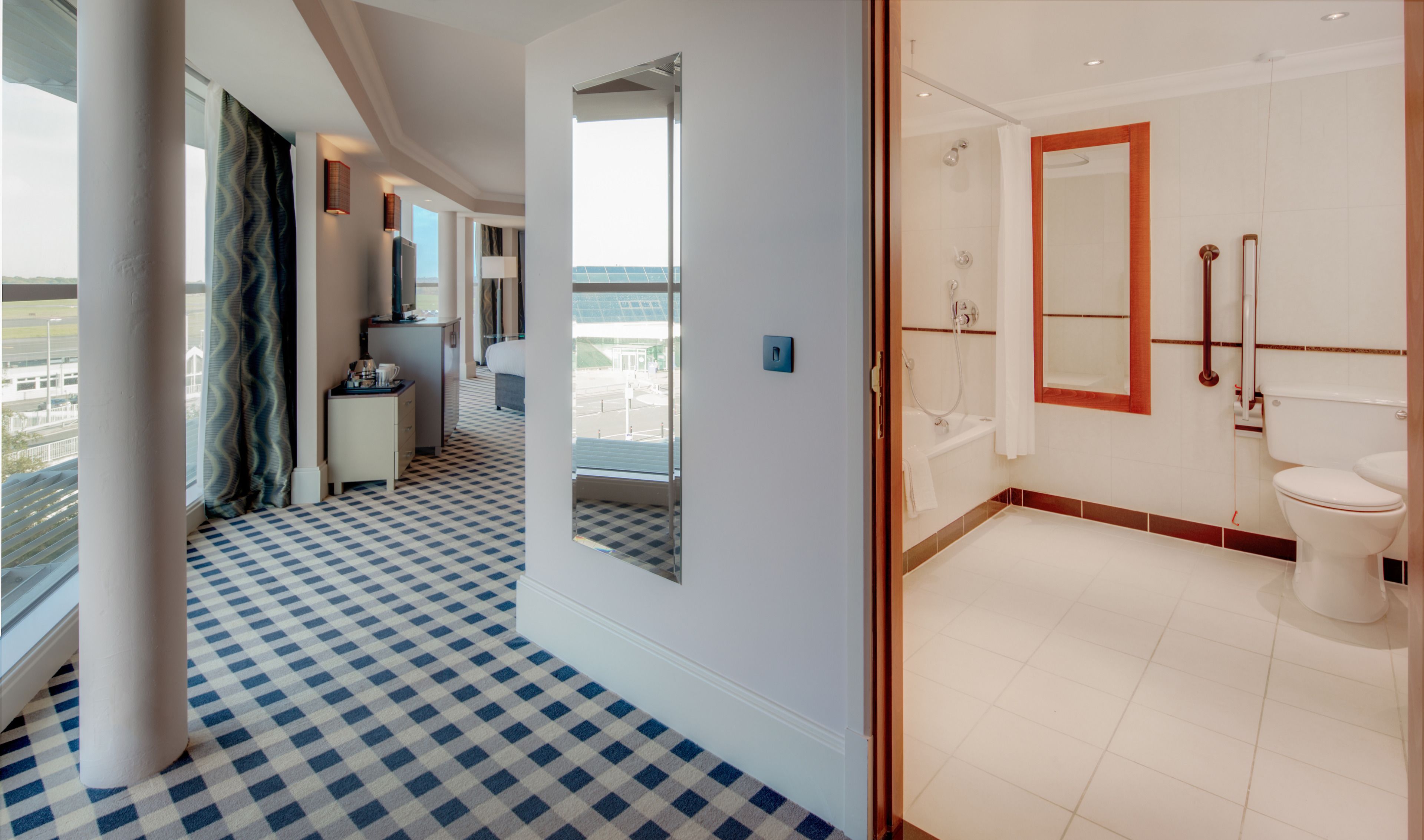 Photo - DoubleTree by Hilton Hotel Newcastle International Airport