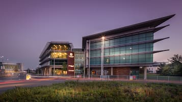 Façade de l’hébergement - soirée/nuit