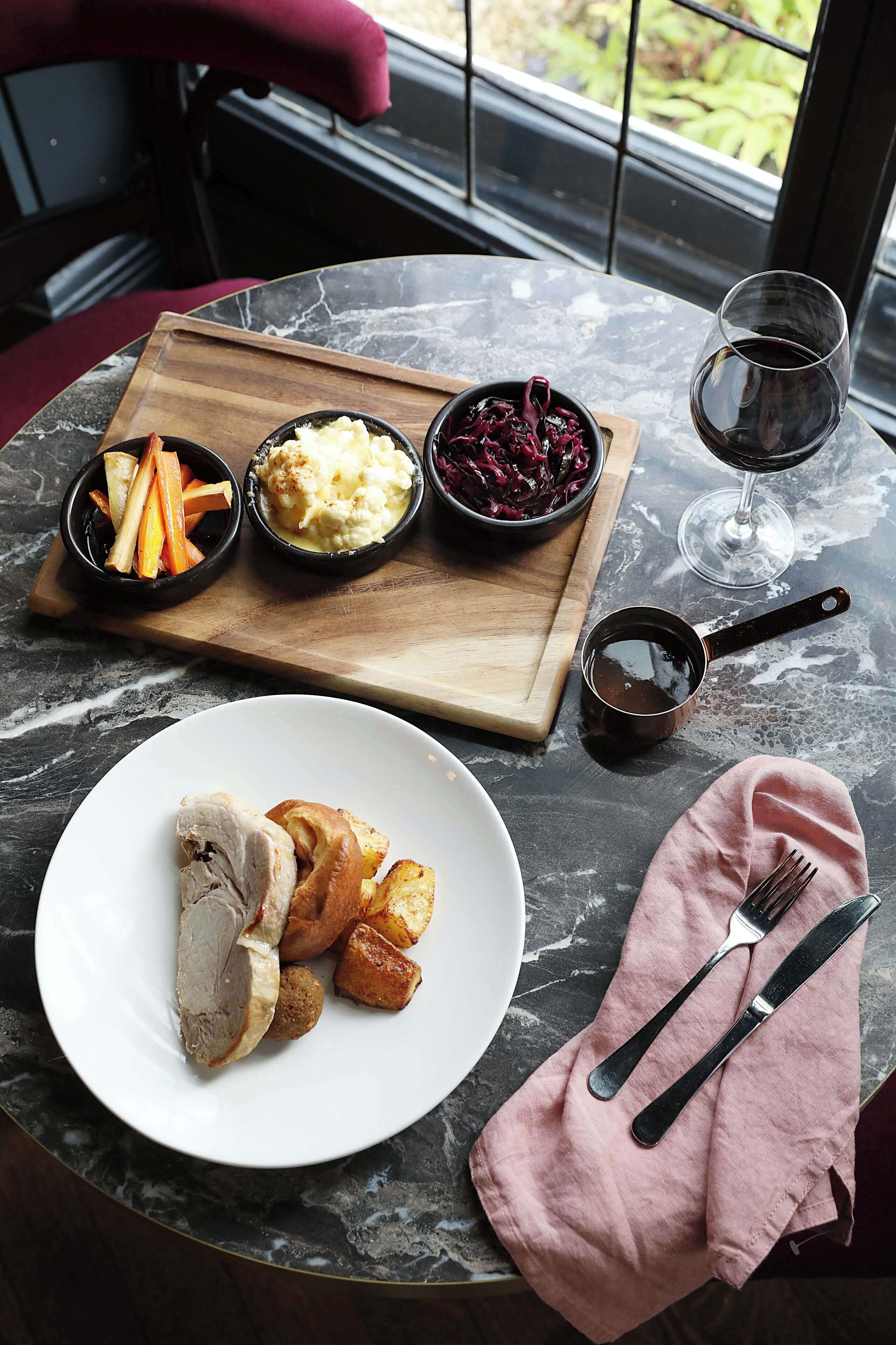 breakfast, lunch, dinner served; italian cuisine