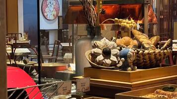 Morgenmadsbuffet hver dag (147 CNY pr. person)