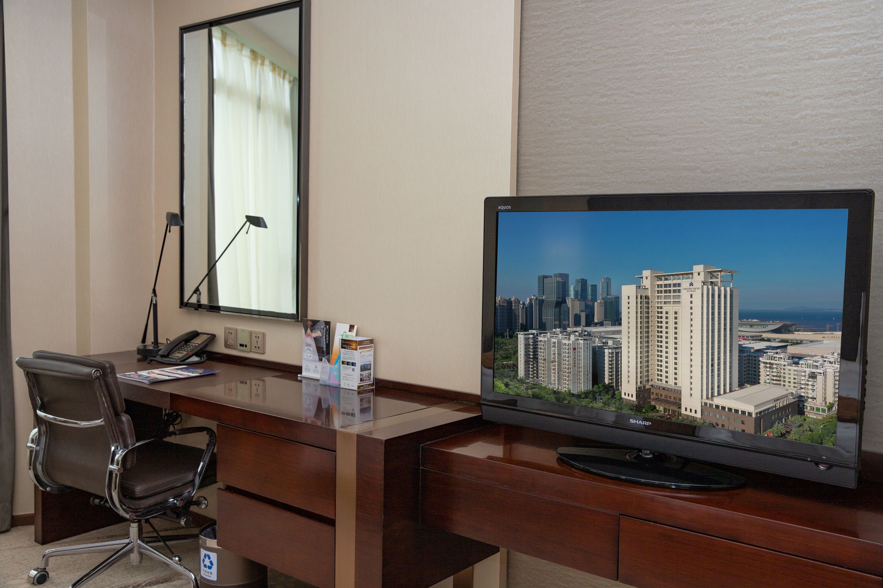 superior twin room | 1 bedroom, minibar, in-room safe, individually decorated